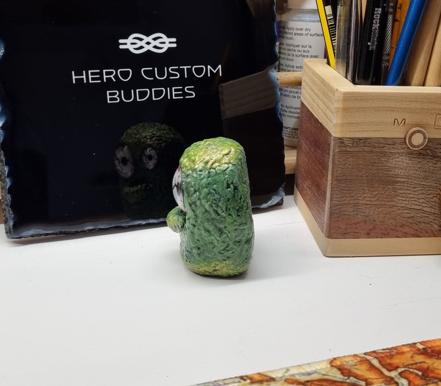 Compañero de escritorio monstruo viscoso