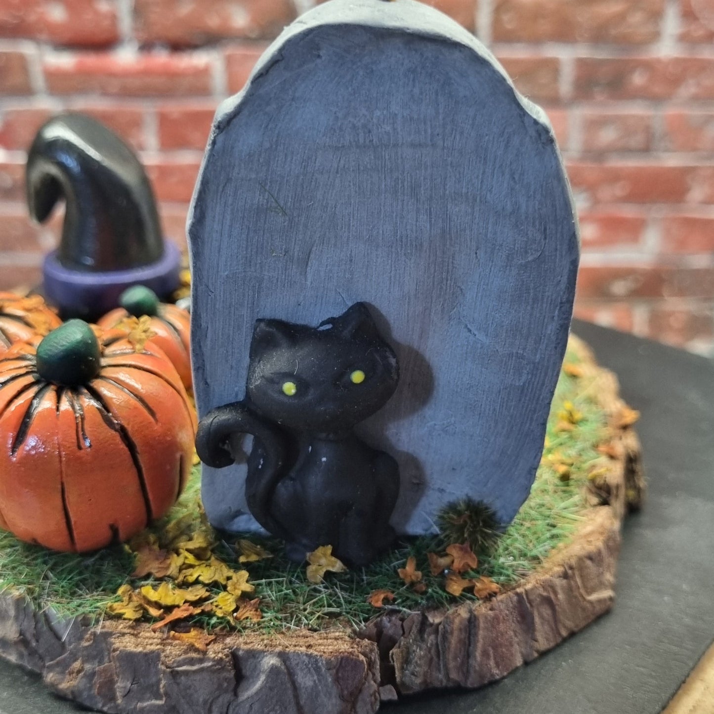 Halloween Diorama Graveyard Scene Ornament - Here Lies Tombstone