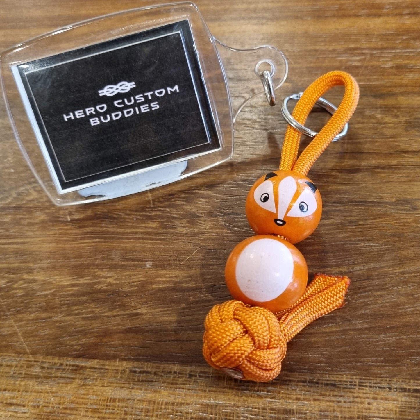 Fox Paracord Buddy Keychain