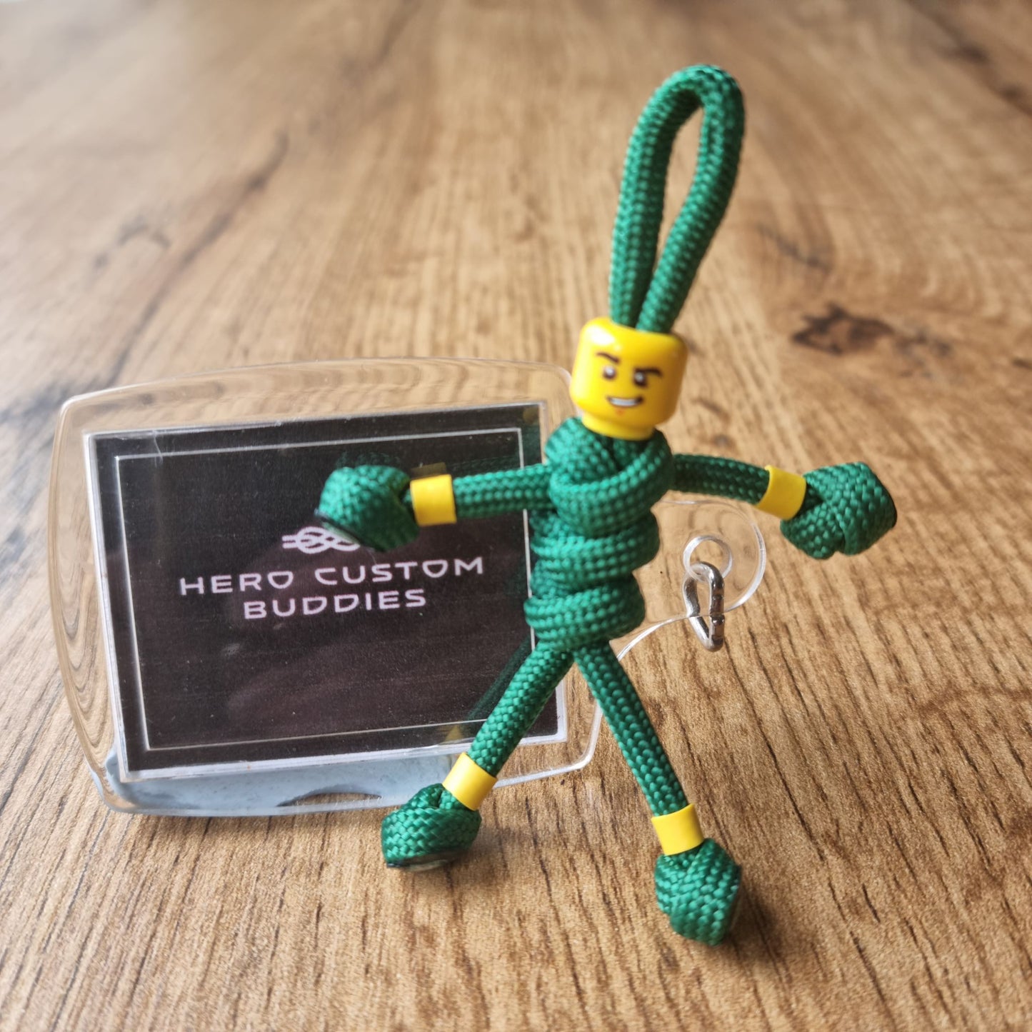 Paramedic Paracord Buddy Keychain