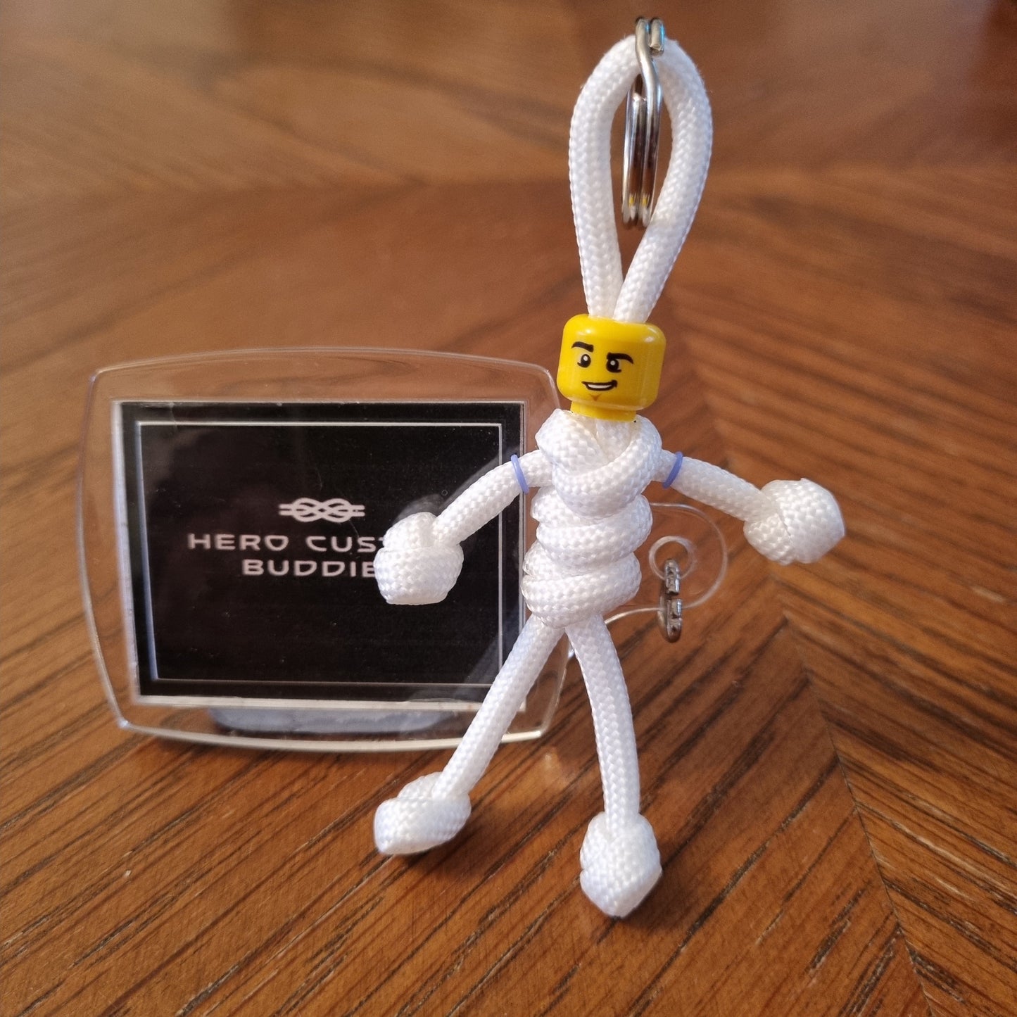 White Uniform Healthcare Paracord Buddy Keychain (OT, Physiotherapy, Orthotists etc)